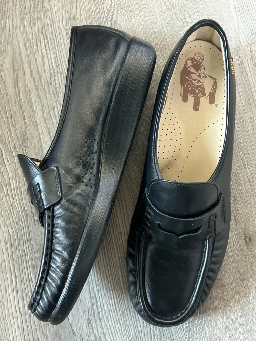 SAS Women's leather Classic Slip On Loafer